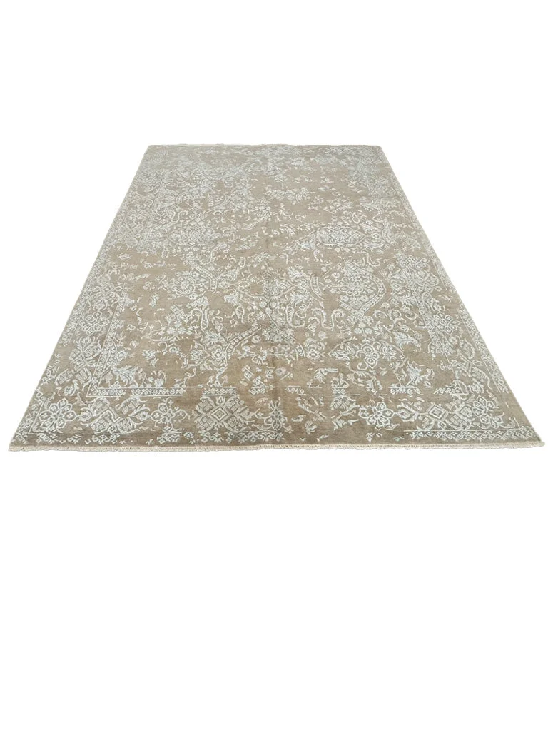 Modern Indian Rug | 7'11" X 9'11" - photo 3
