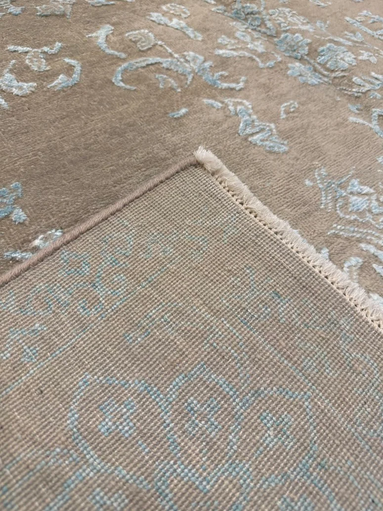 Modern Indian Rug | 7'11" X 9'11" - photo 9