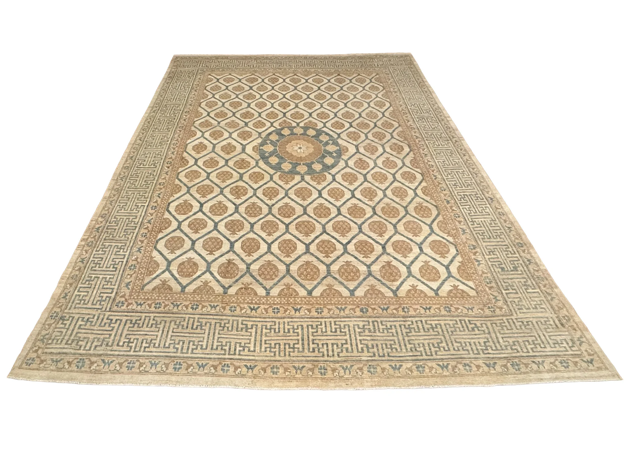 Khotan Rug | 9'11" x 13'7" - photo 3