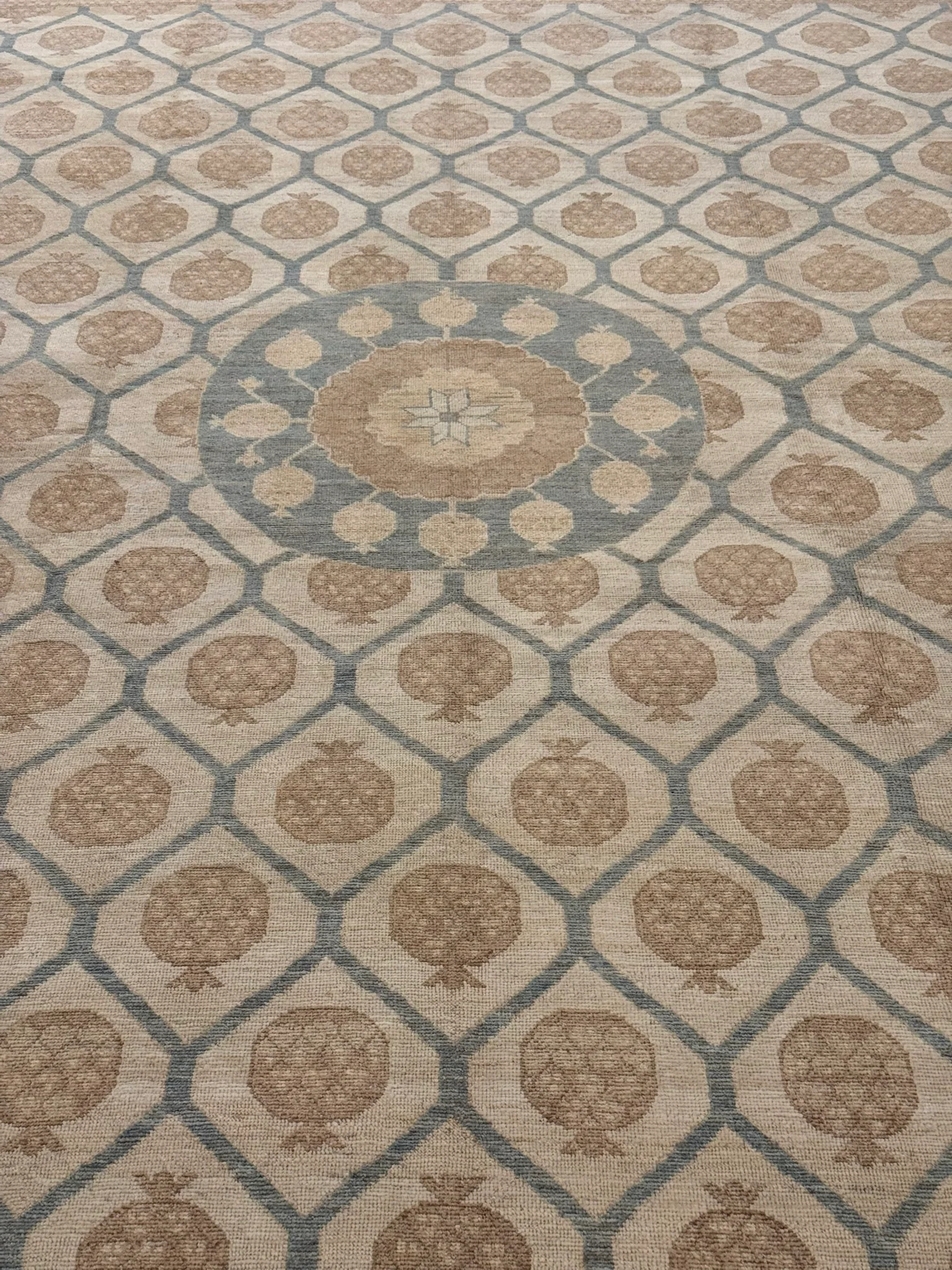 Khotan Rug | 9'11" x 13'7" - photo 6