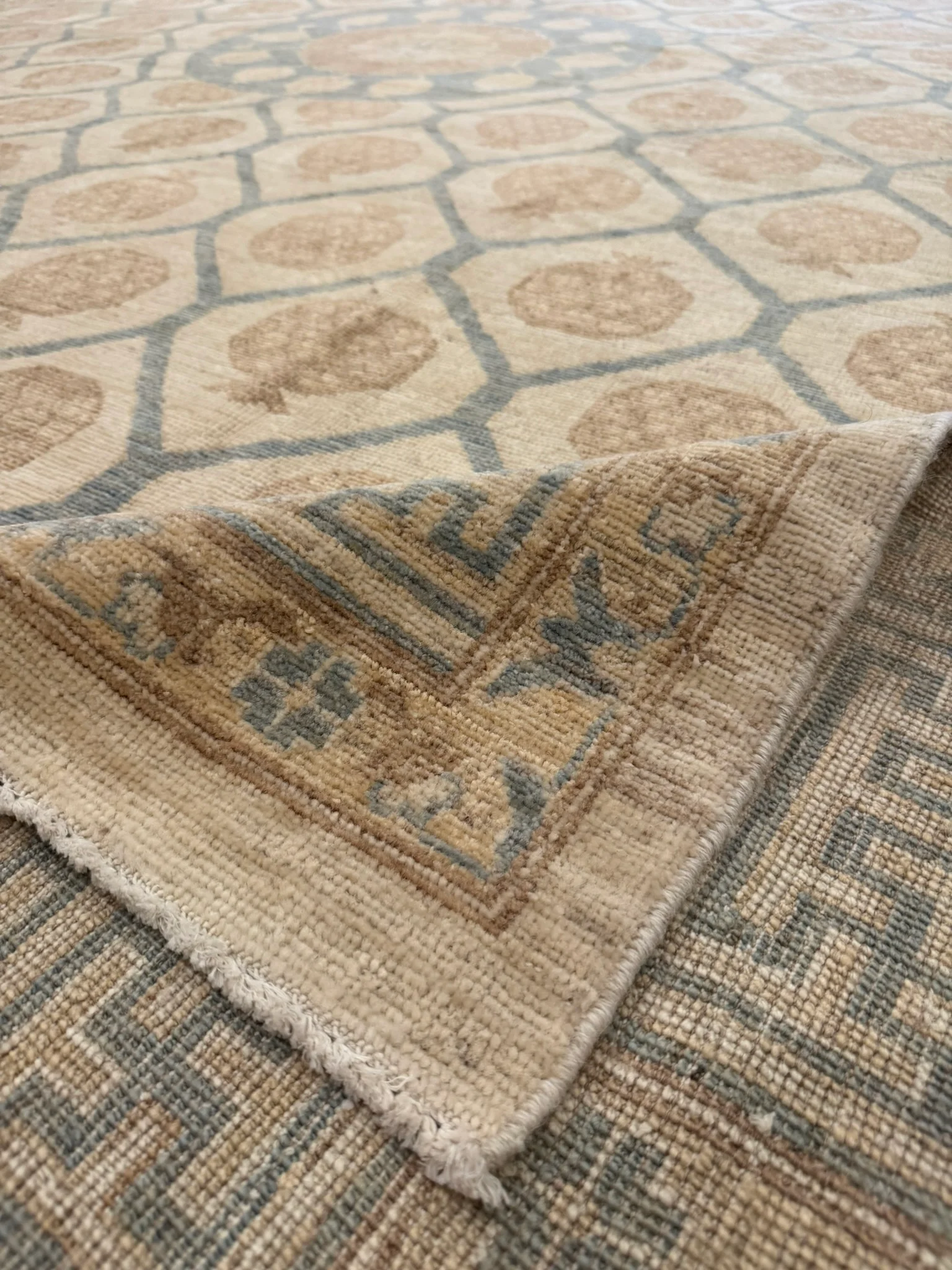 Khotan Rug | 9'11" x 13'7" - photo 11