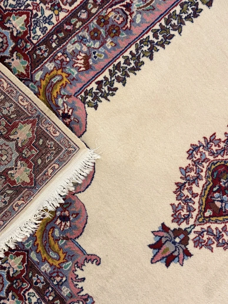 Kashmir Rug | 4'11" X 7' - photo 8