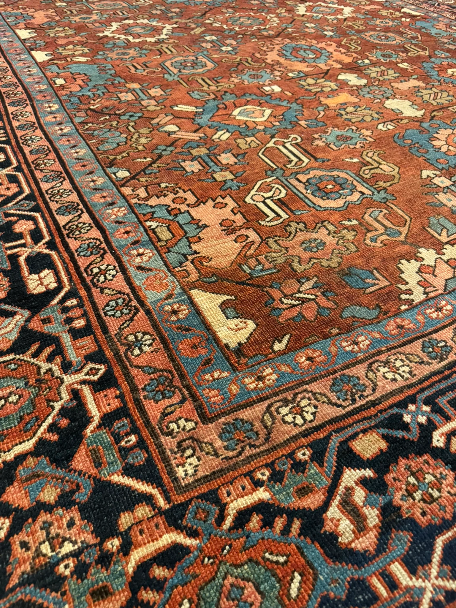 Antique Bakhshaish Rug | 9' X 12' - photo 6