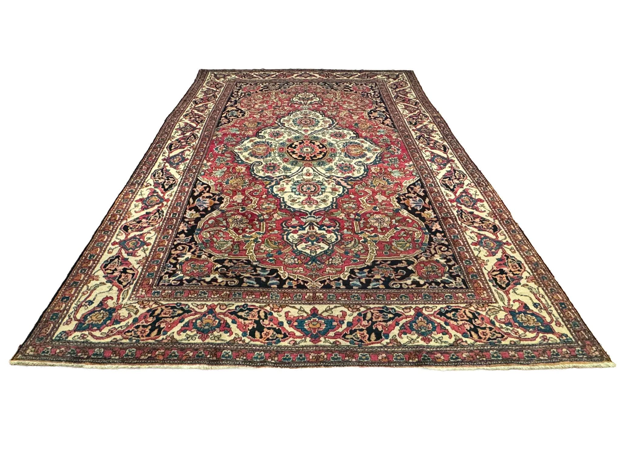 Fine Isfahan Rug | 10' x 15'9" - photo 2
