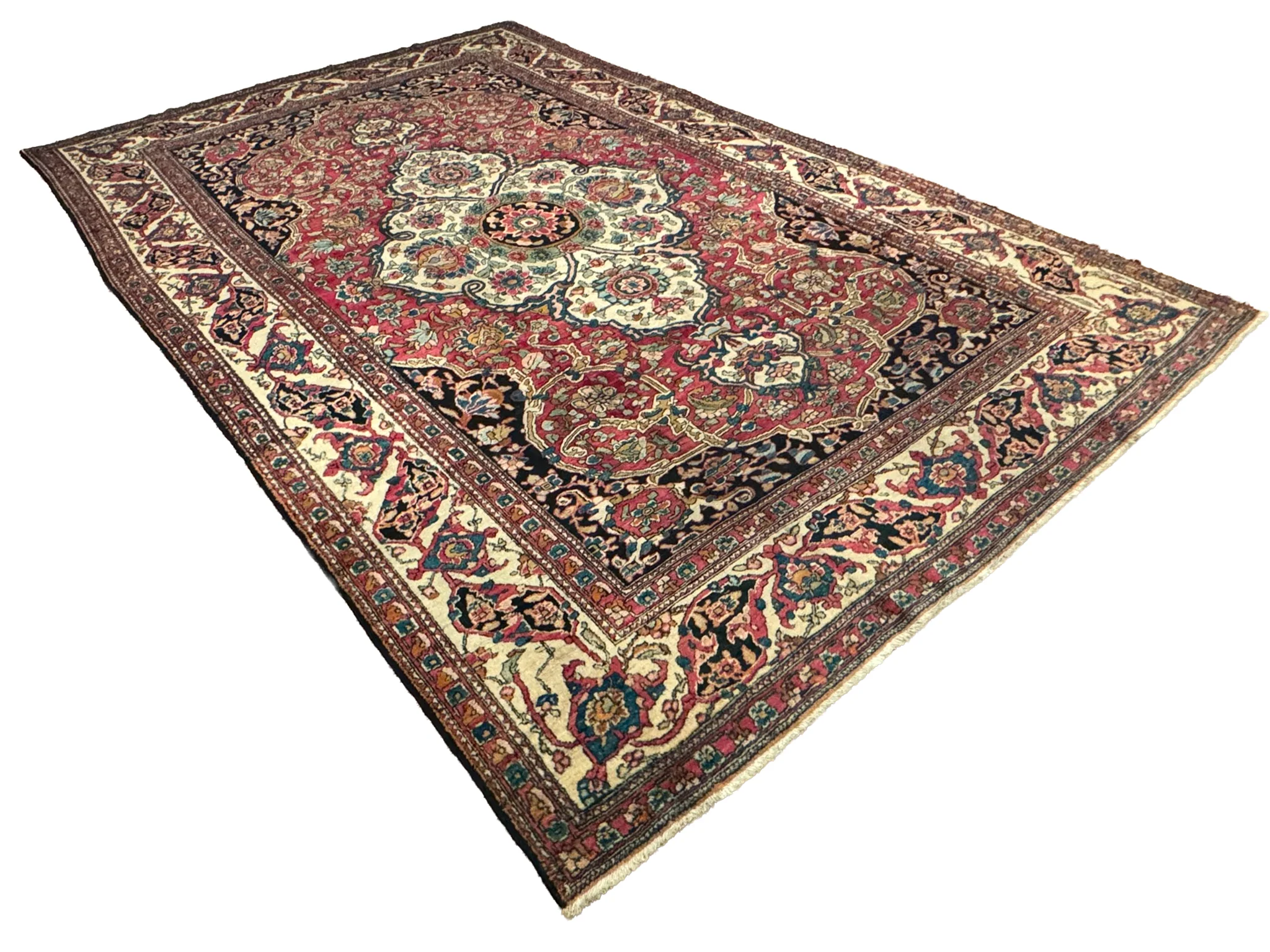 Fine Isfahan Rug | 10' x 15'9" - photo 5