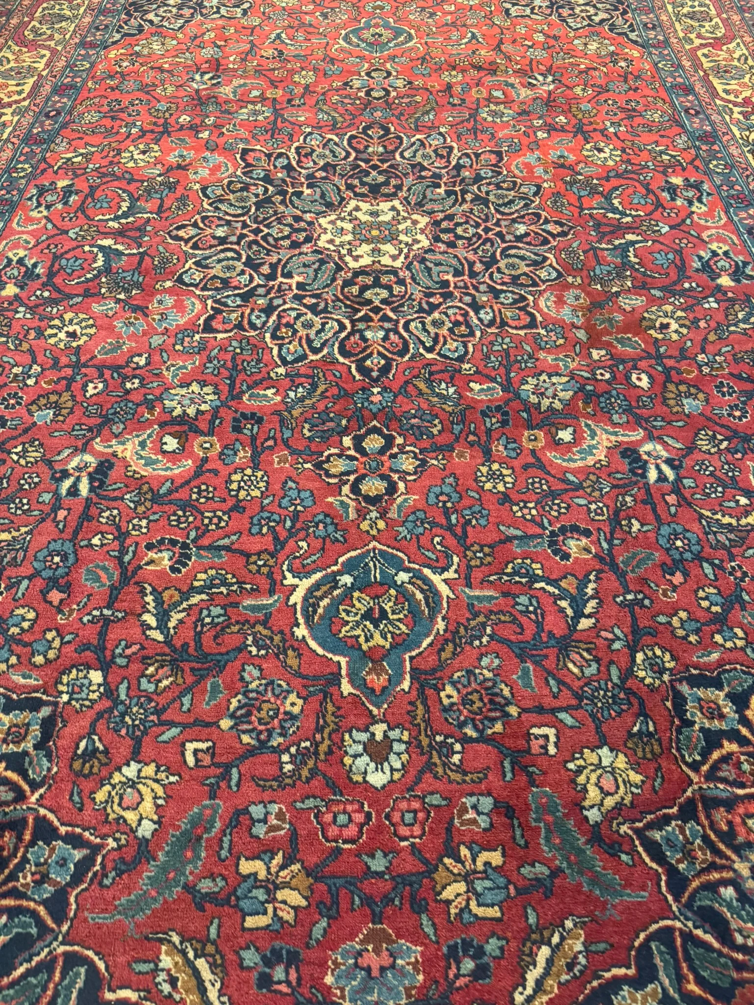 Fine Tabriz Rug | 7'4" x 10'2" - photo 6
