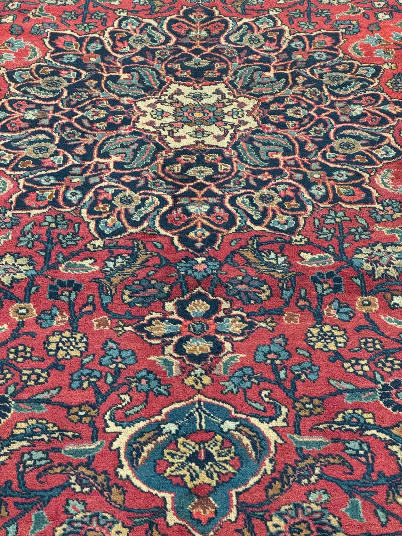 Fine Tabriz Rug | 7'4" x 10'2" - photo 7