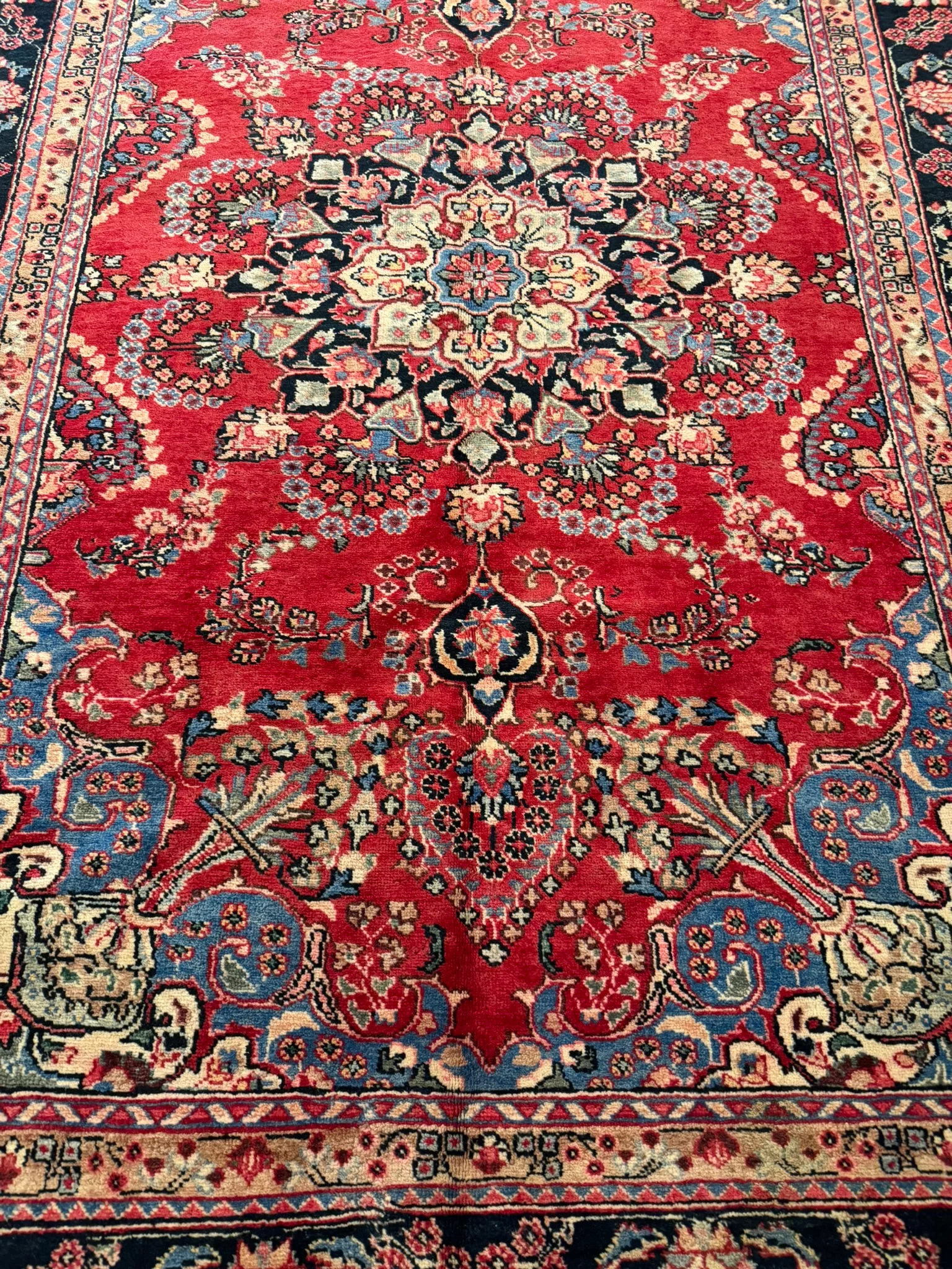 Fine Mashad Rug | 6'6" x 9'3" - photo 6