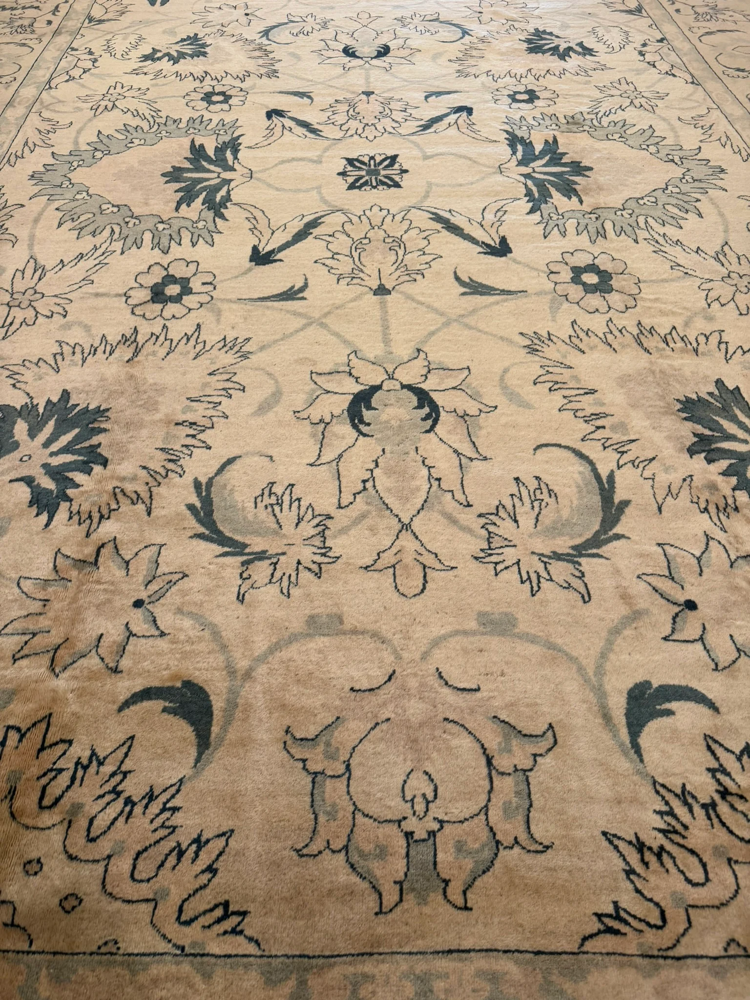 Mahal Rug | 11'4" x 16' - photo 6