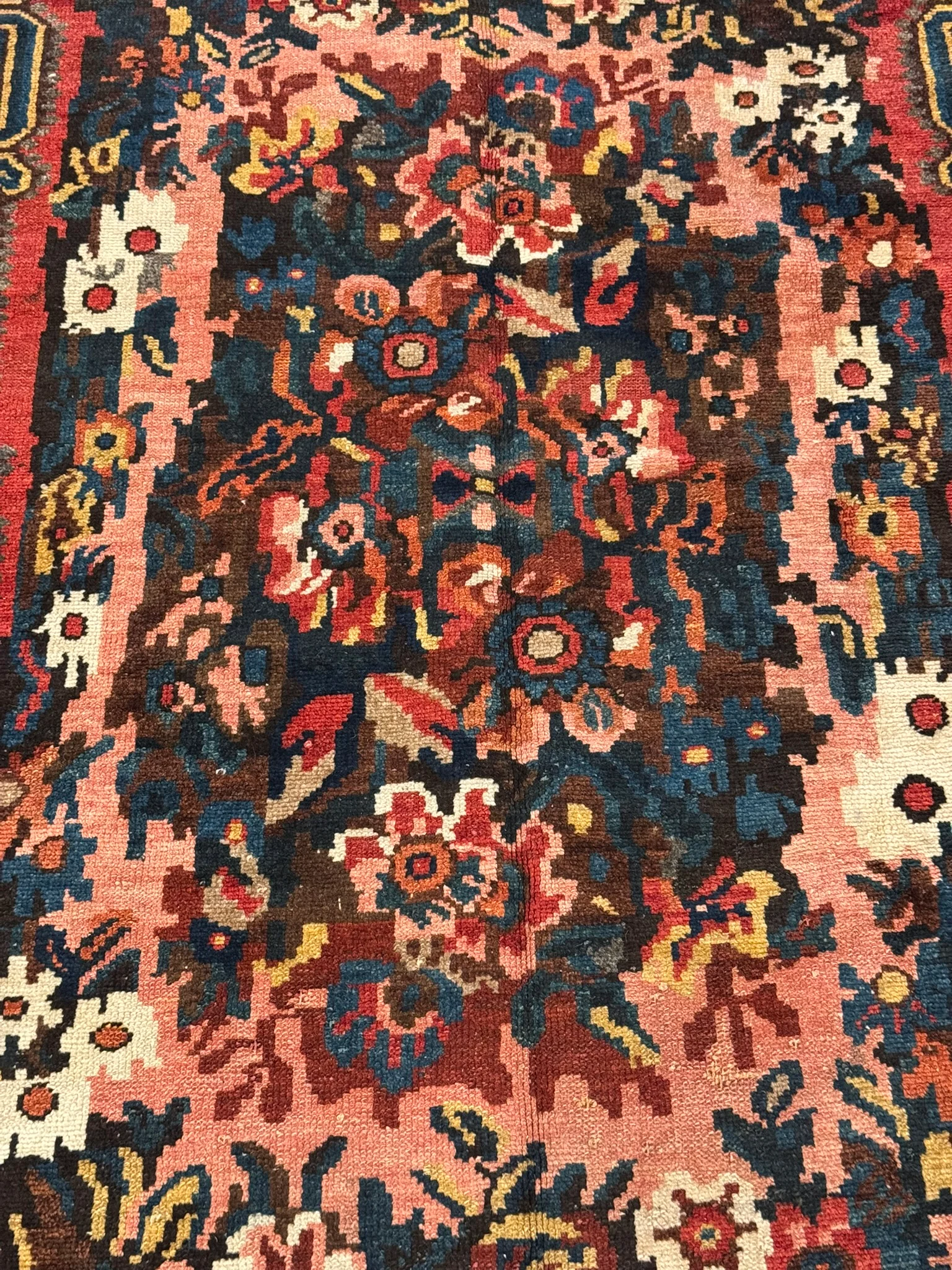 Bakhtiari Rug | 5' x 8'3" - photo 5