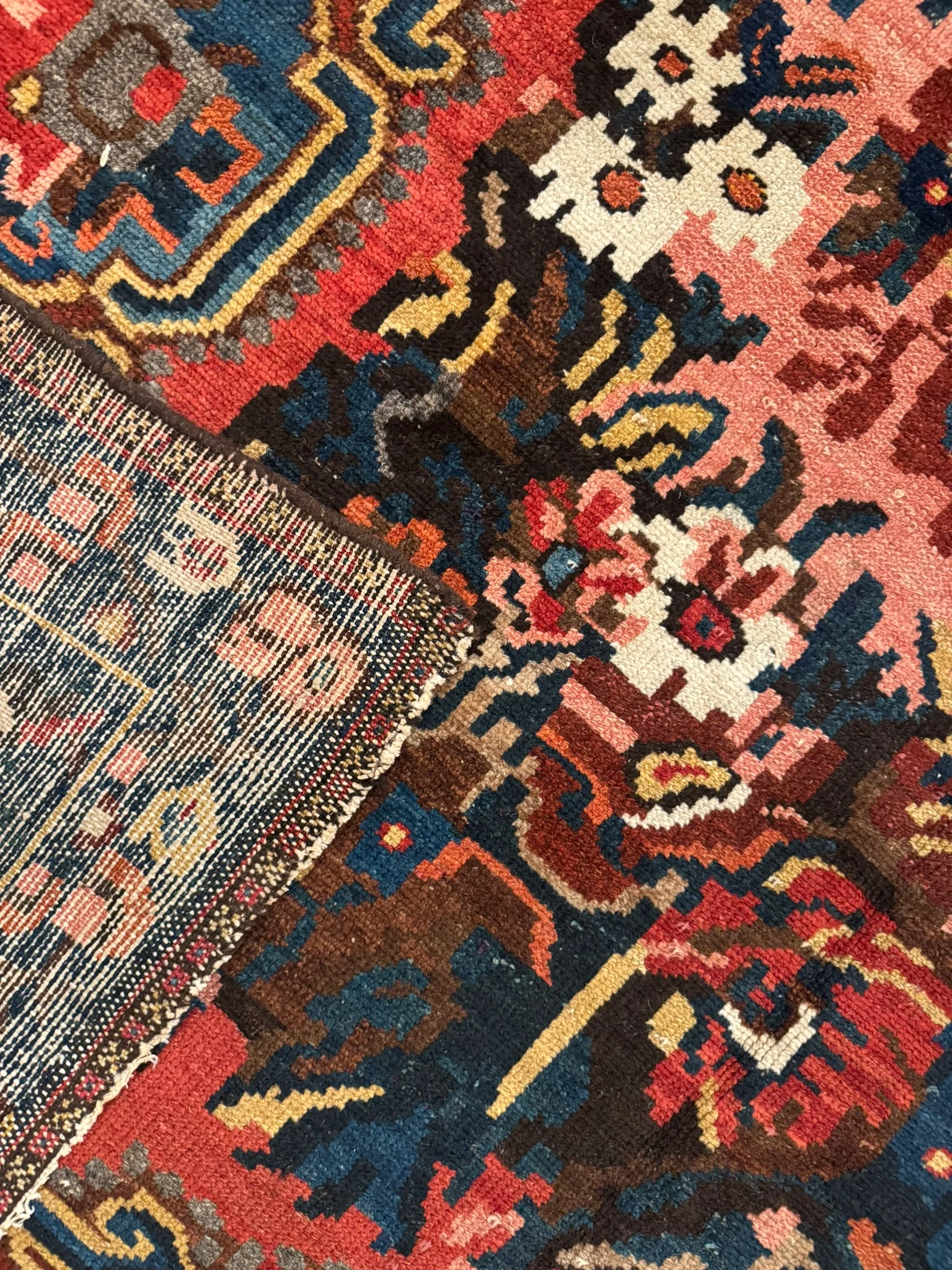 Bakhtiari Rug | 5' x 8'3" - photo 8