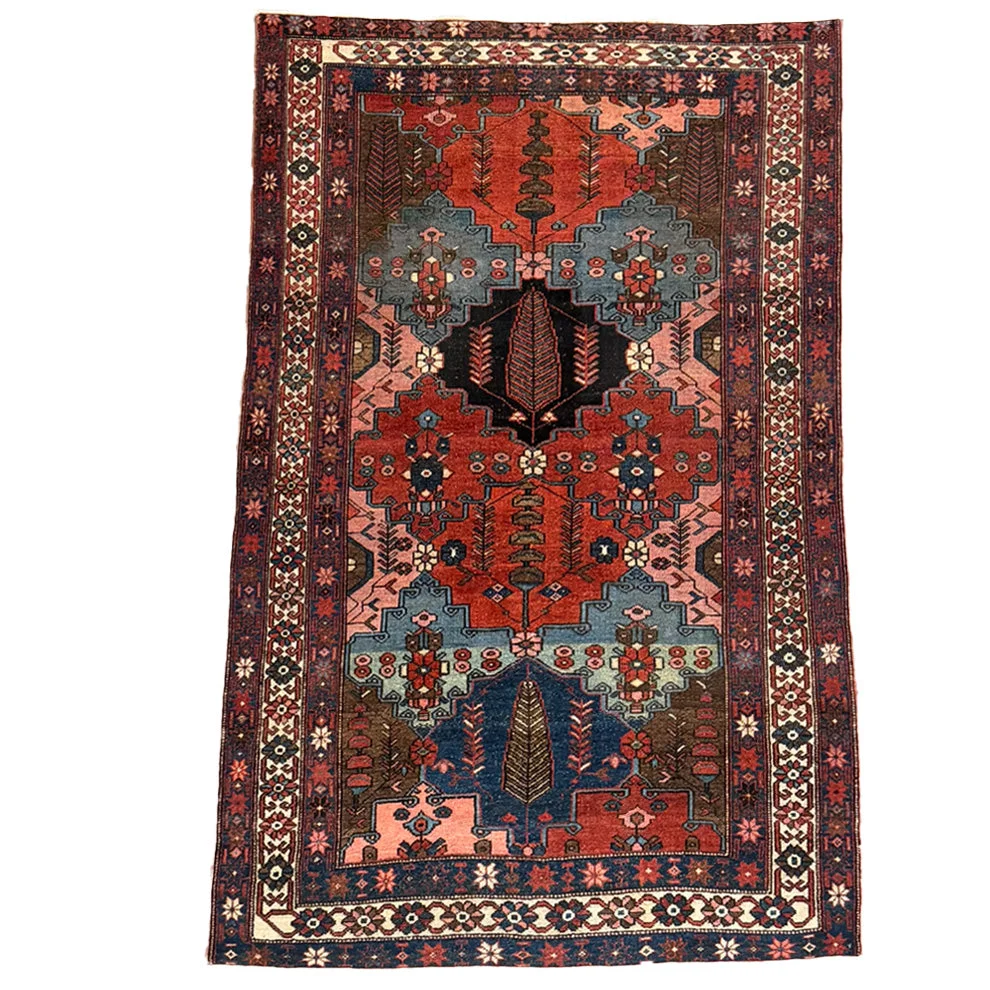 Antique Bakhtiari Rug | 4'8" x 7'2"