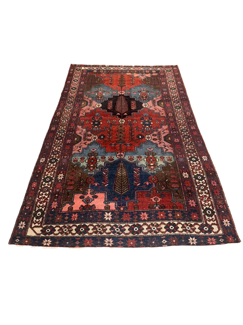Antique Bakhtiari Rug | 4'8" x 7'2" - photo 3