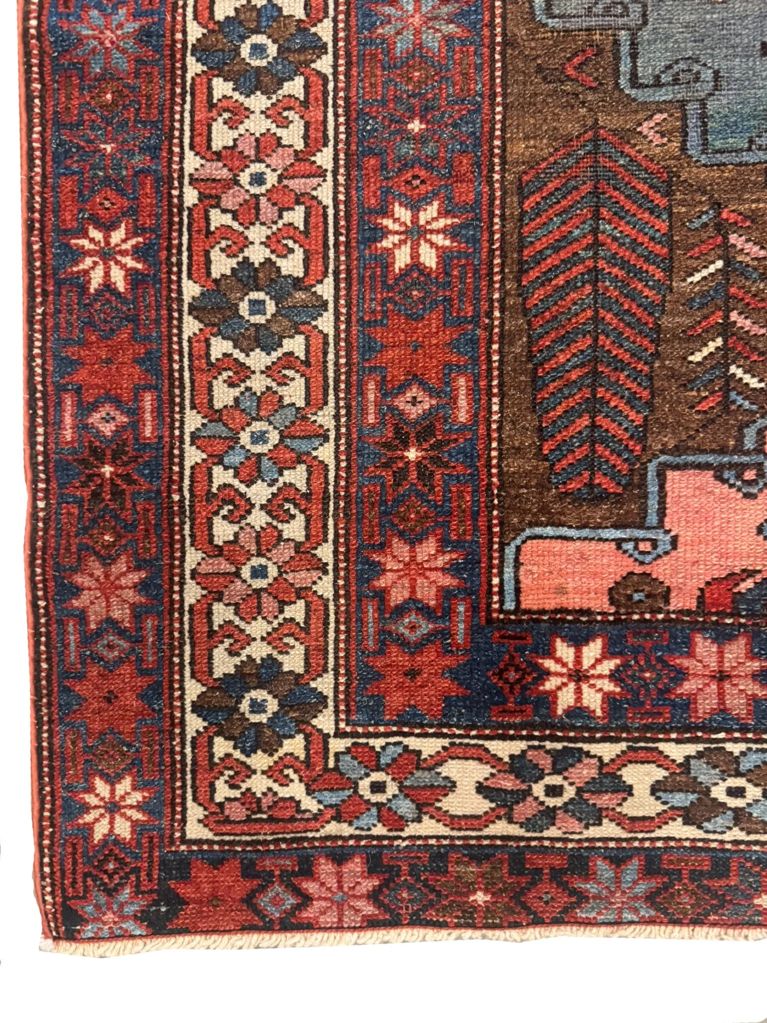 Antique Bakhtiari Rug | 4'8" x 7'2" - photo 6