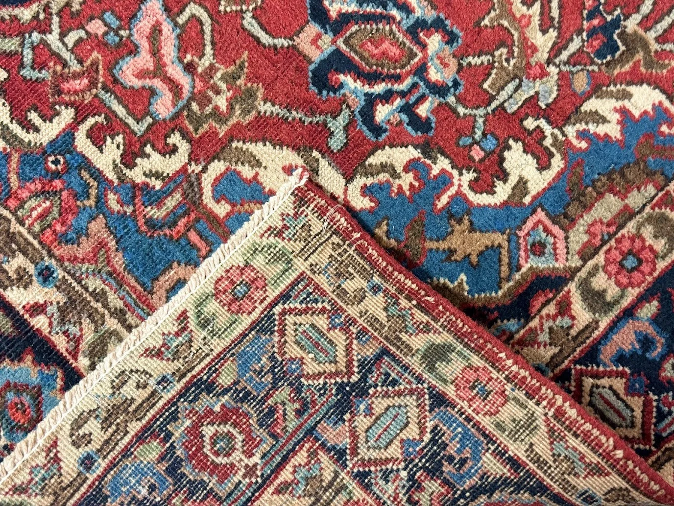Antique Fine Heriz Rug | 4'5 X 6'1 - photo 8