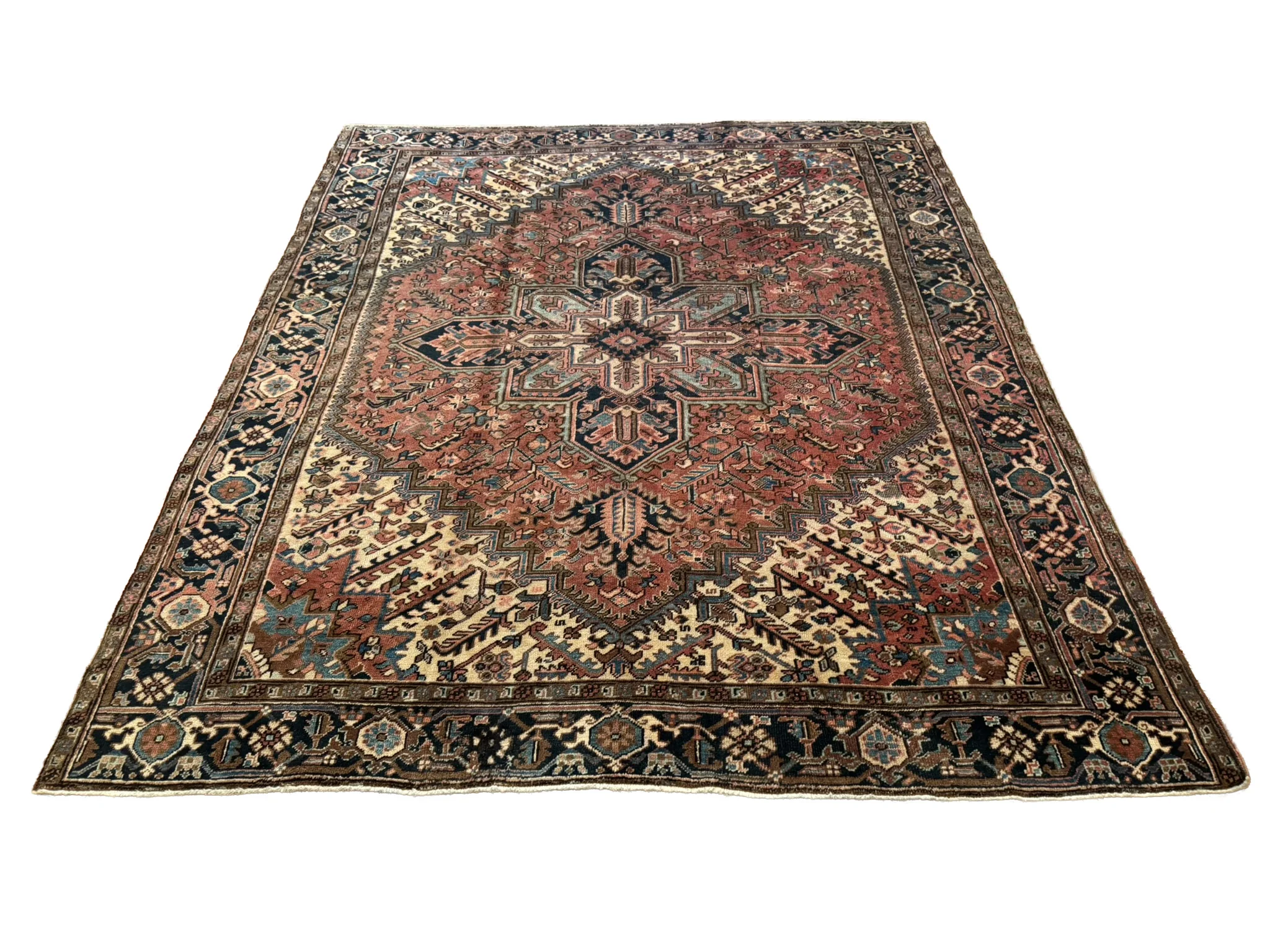 Antique Heriz Rug | 8'3" x 9'6" - photo 3