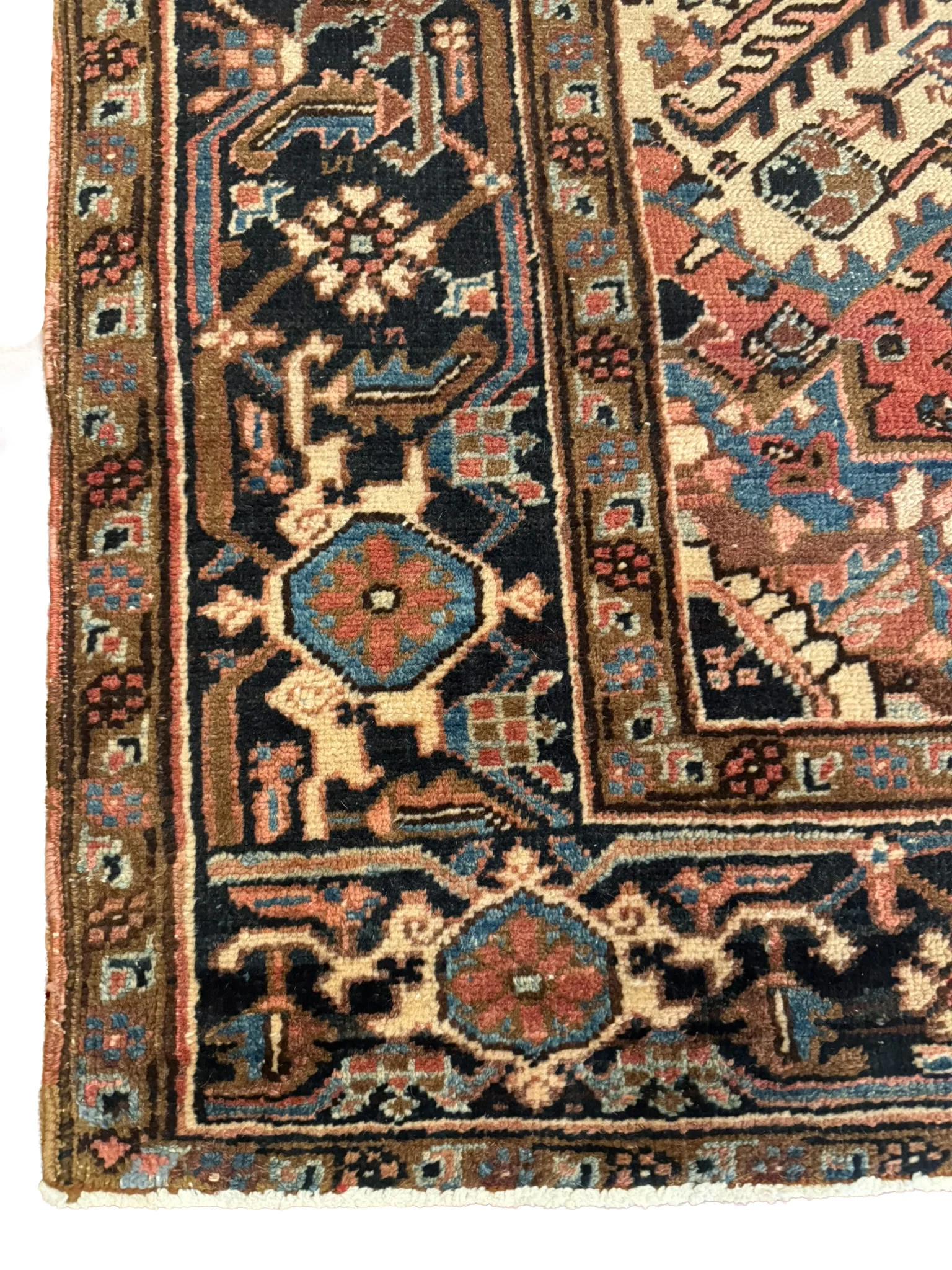 Antique Heriz Rug | 8'3" x 9'6" - photo 11