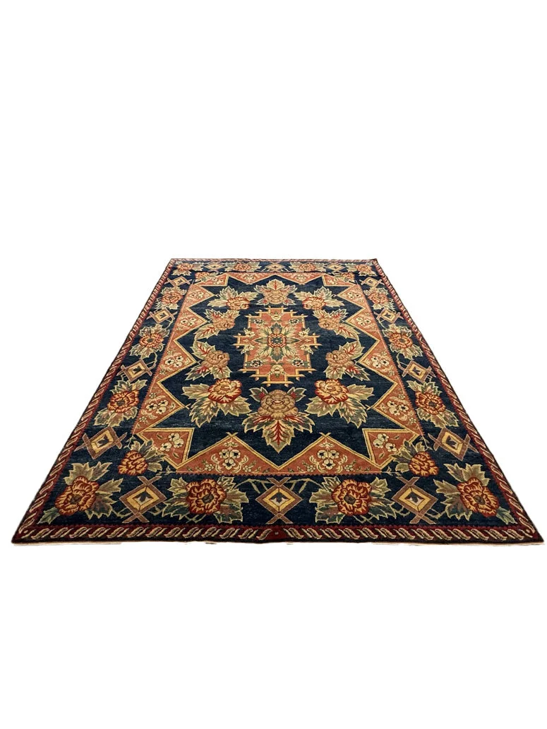 Turkish Rug  | 7'7" X 9'1" - photo 3