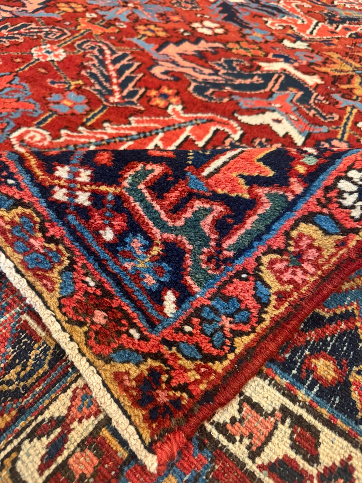 Heriz Rug | 7'8" x 10'7" - photo 11
