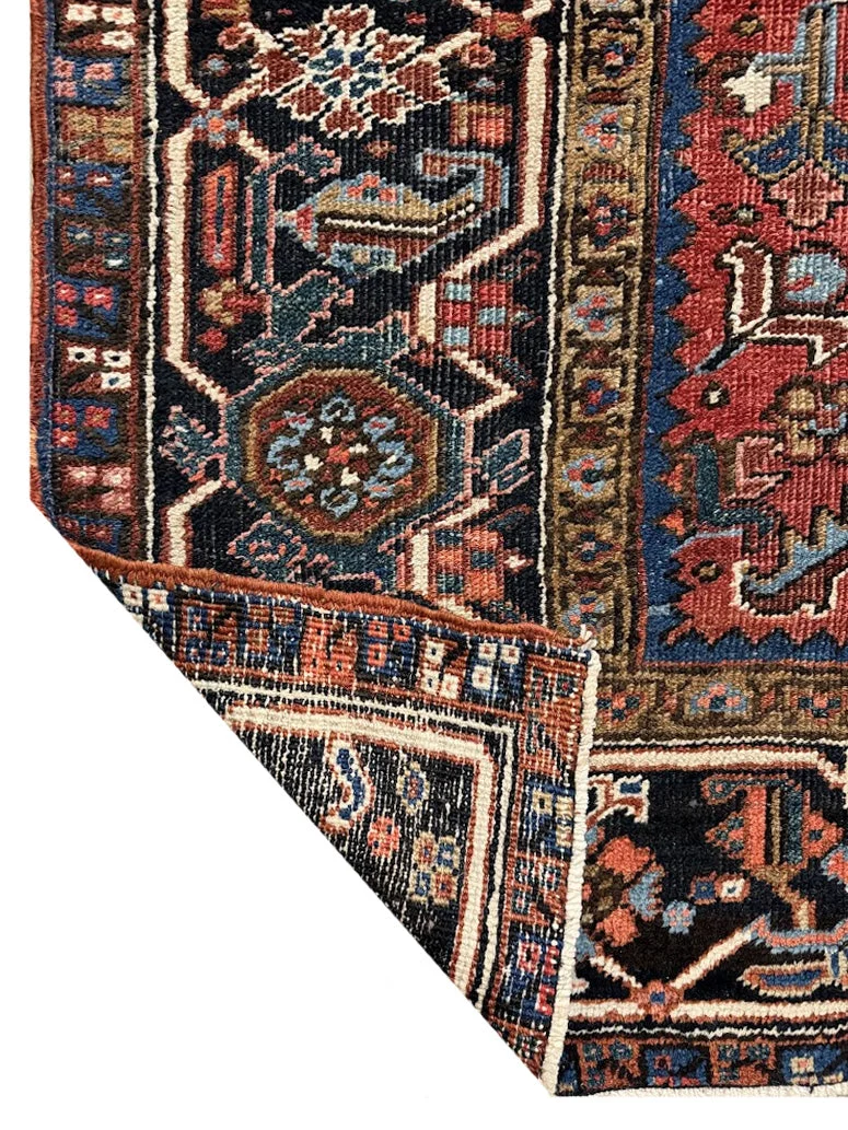 Vintage Heriz Rug | 7'9" X 10'4" - photo 7