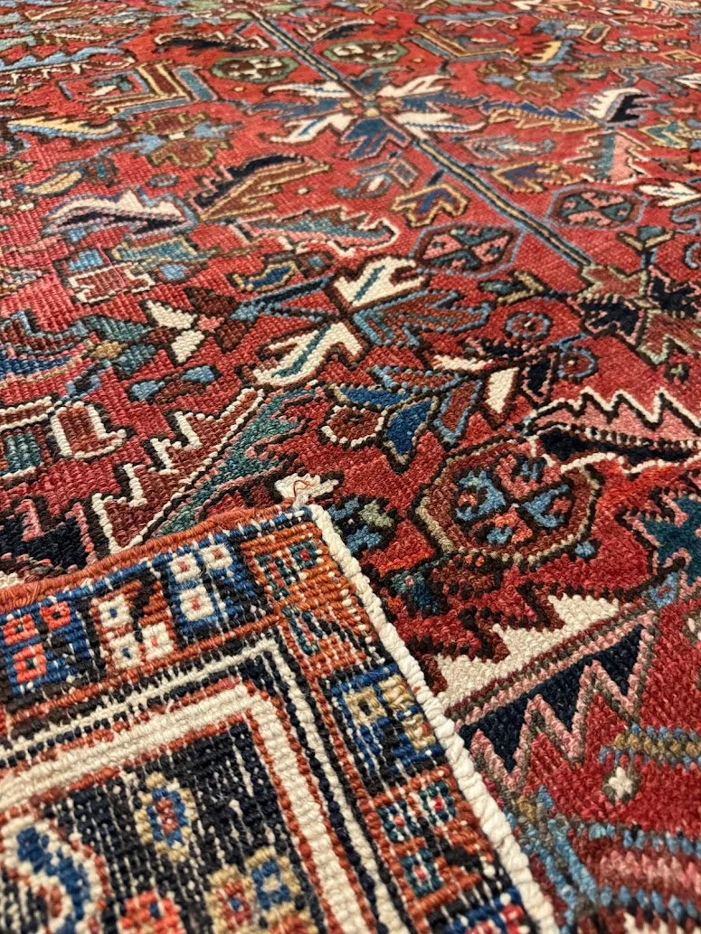 Vintage Heriz Rug | 7'9" X 10'4" - photo 9