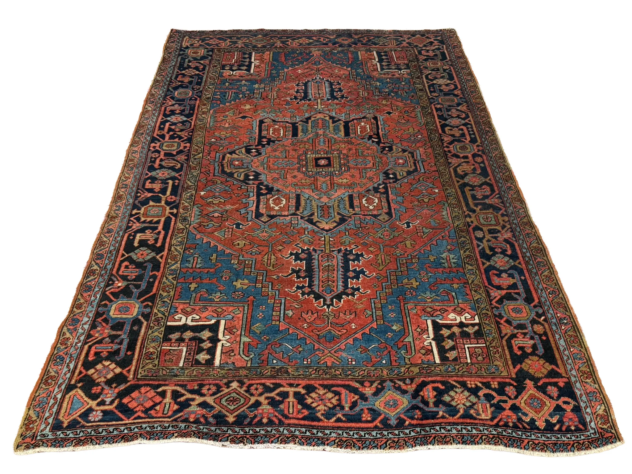 Antique Serapi Heriz Rug | 6'10" x 9'8" - photo 3