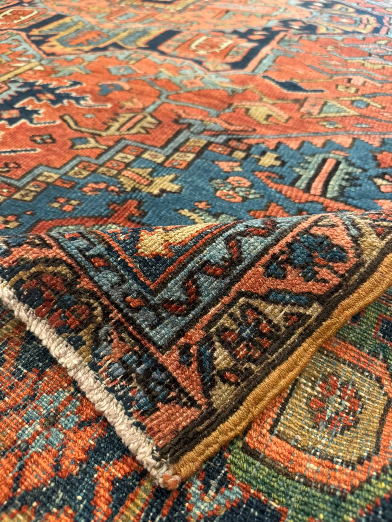 Antique Serapi Heriz Rug | 6'10" x 9'8" - photo 10