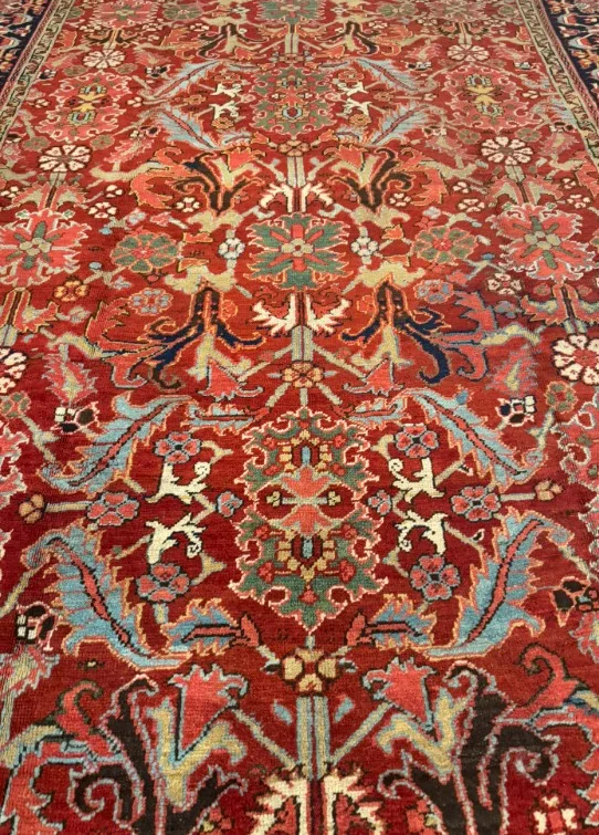 Antique Heriz Rug | 7'9" X 10'9" - photo 7
