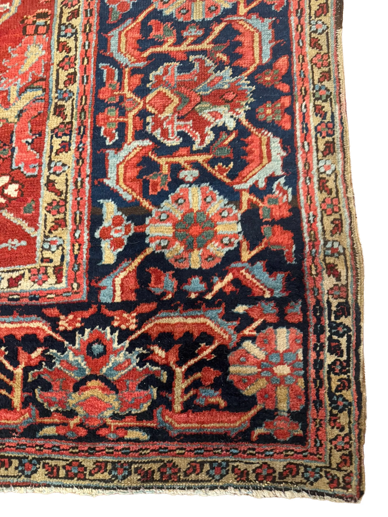 Antique Heriz Rug | 7'9" X 10'9" - photo 9