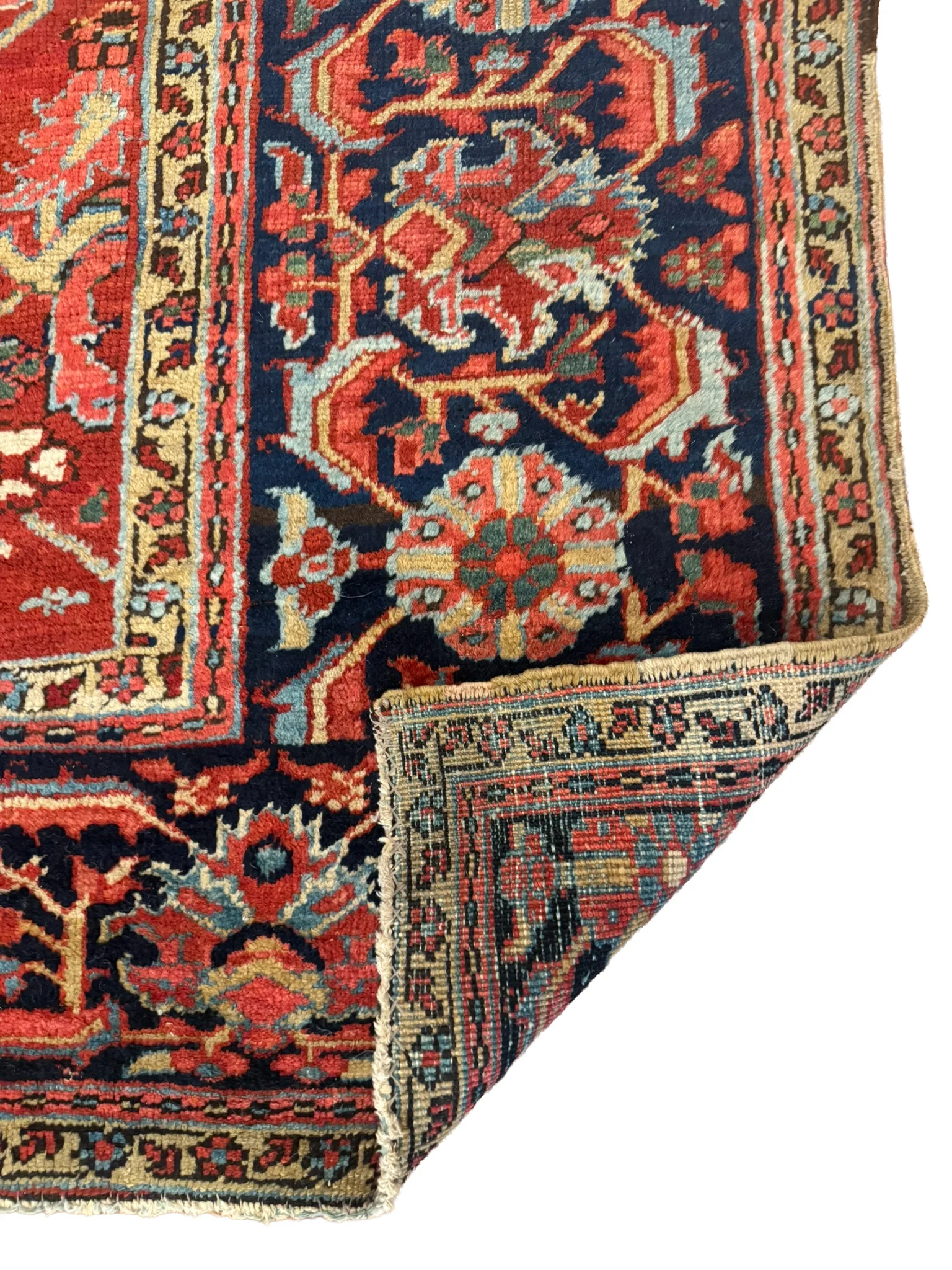 Antique Heriz Rug | 7'9" X 10'9" - photo 10