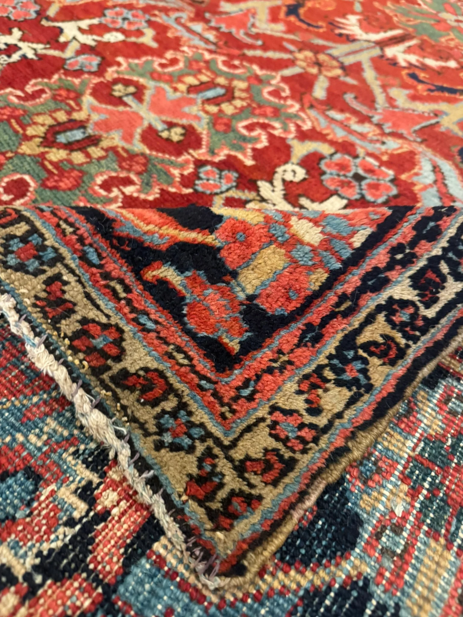 Antique Heriz Rug | 7'9" X 10'9" - photo 12