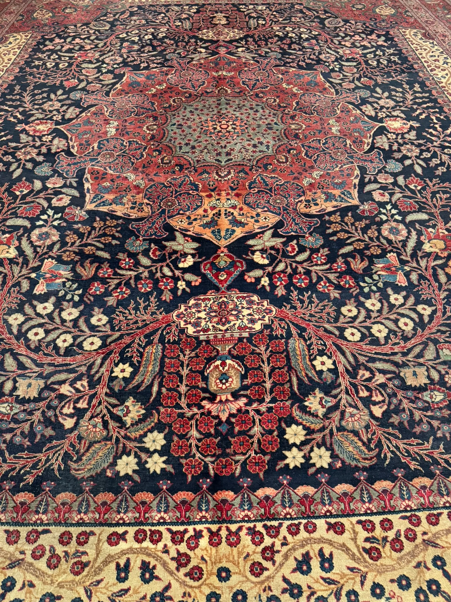Antique Fine Tabriz Rug | 12'6" x 16'1" - photo 6