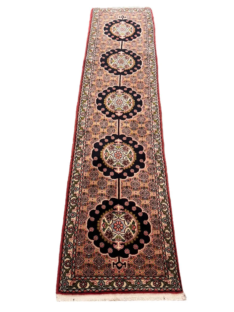 Fine Bijar Runner | 1'11" X 8'3" - photo 3