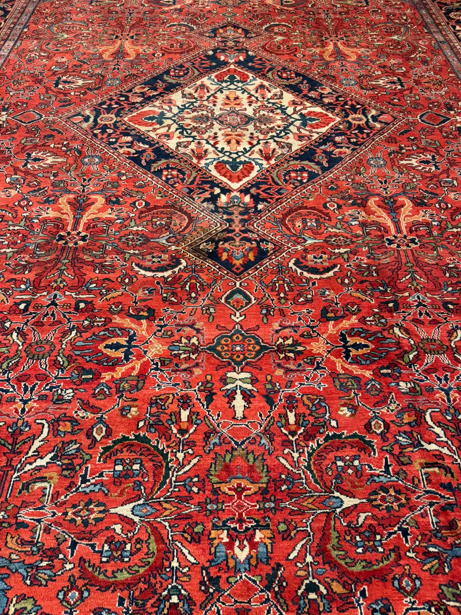 Antique Sultanabad Rug | 11' x 16' - photo 6