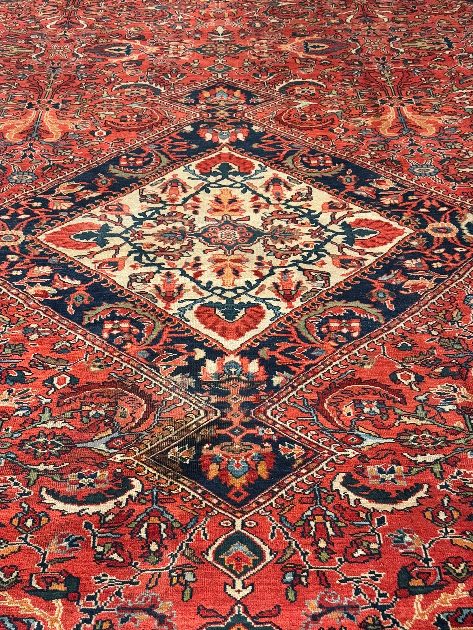 Antique Sultanabad Rug | 11' x 16' - photo 7