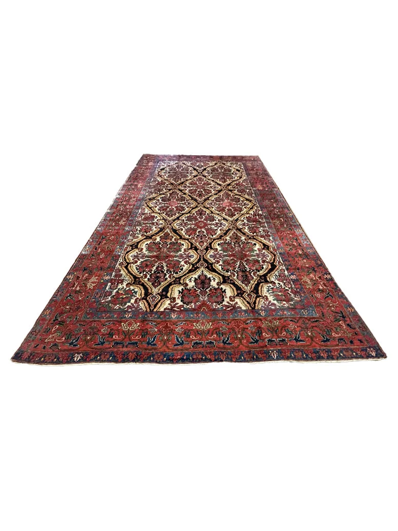 Antique Bakhtiari Rug | 12' X 19' - photo 2