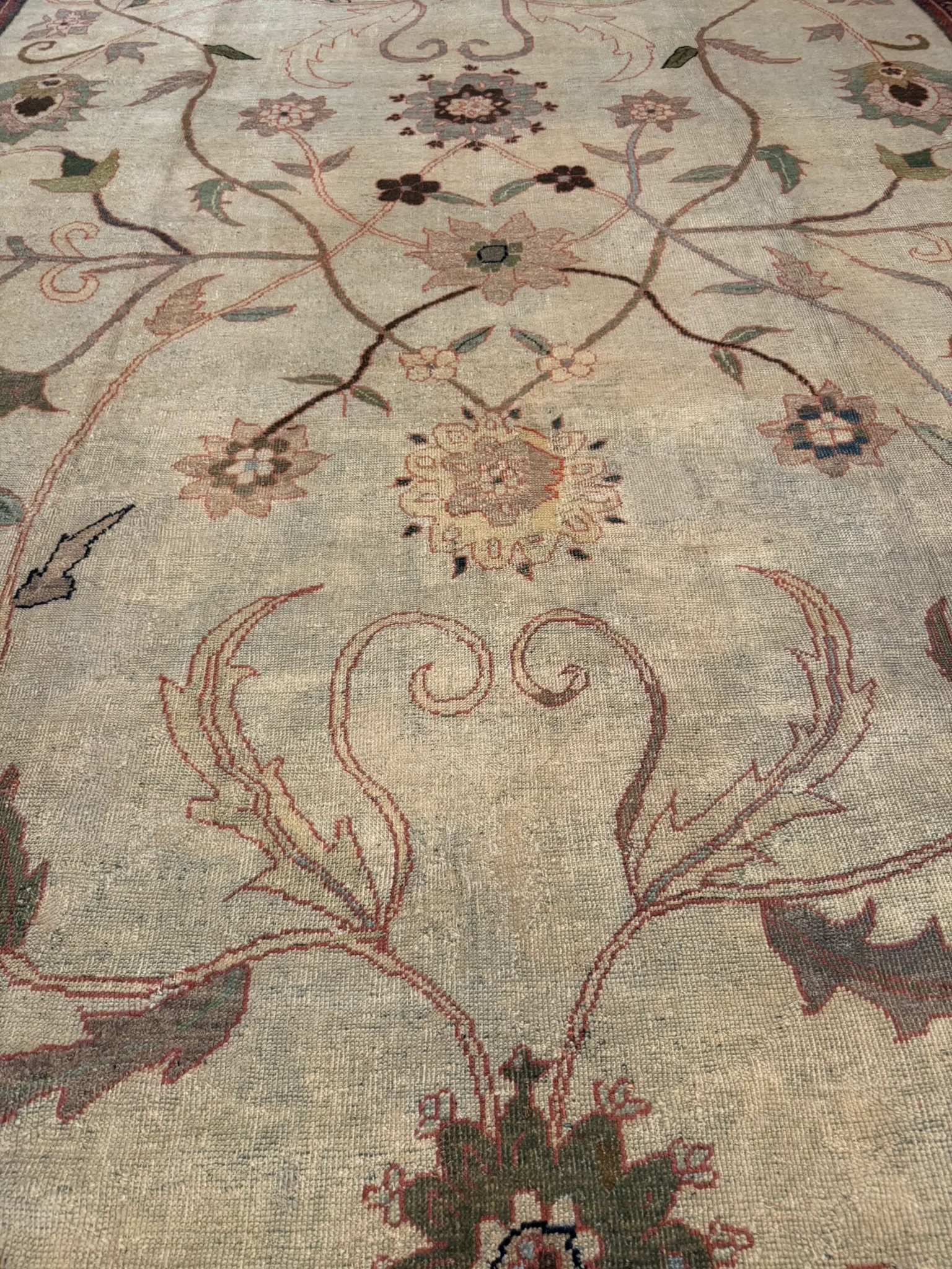 Antique Sultanabad Rug | 10' x 13'5" - photo 7