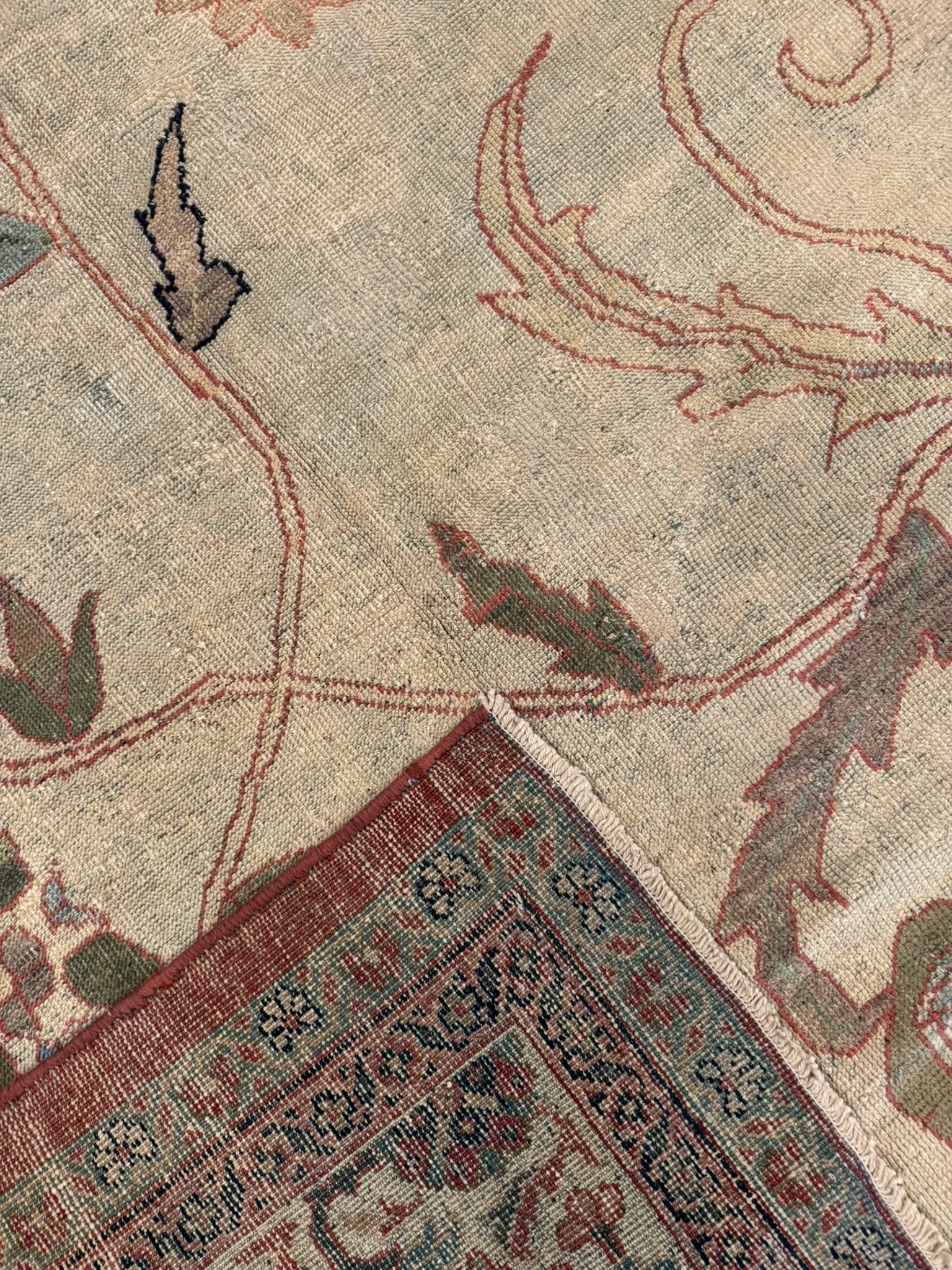Antique Sultanabad Rug | 10' x 13'5" - photo 11