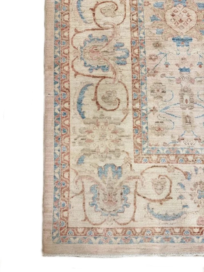 Fine Sultanabad Rug | 10'1" x 13'7" - photo 6