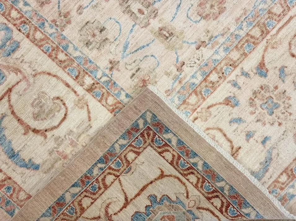 Fine Sultanabad Rug | 10'1" x 13'7" - photo 8