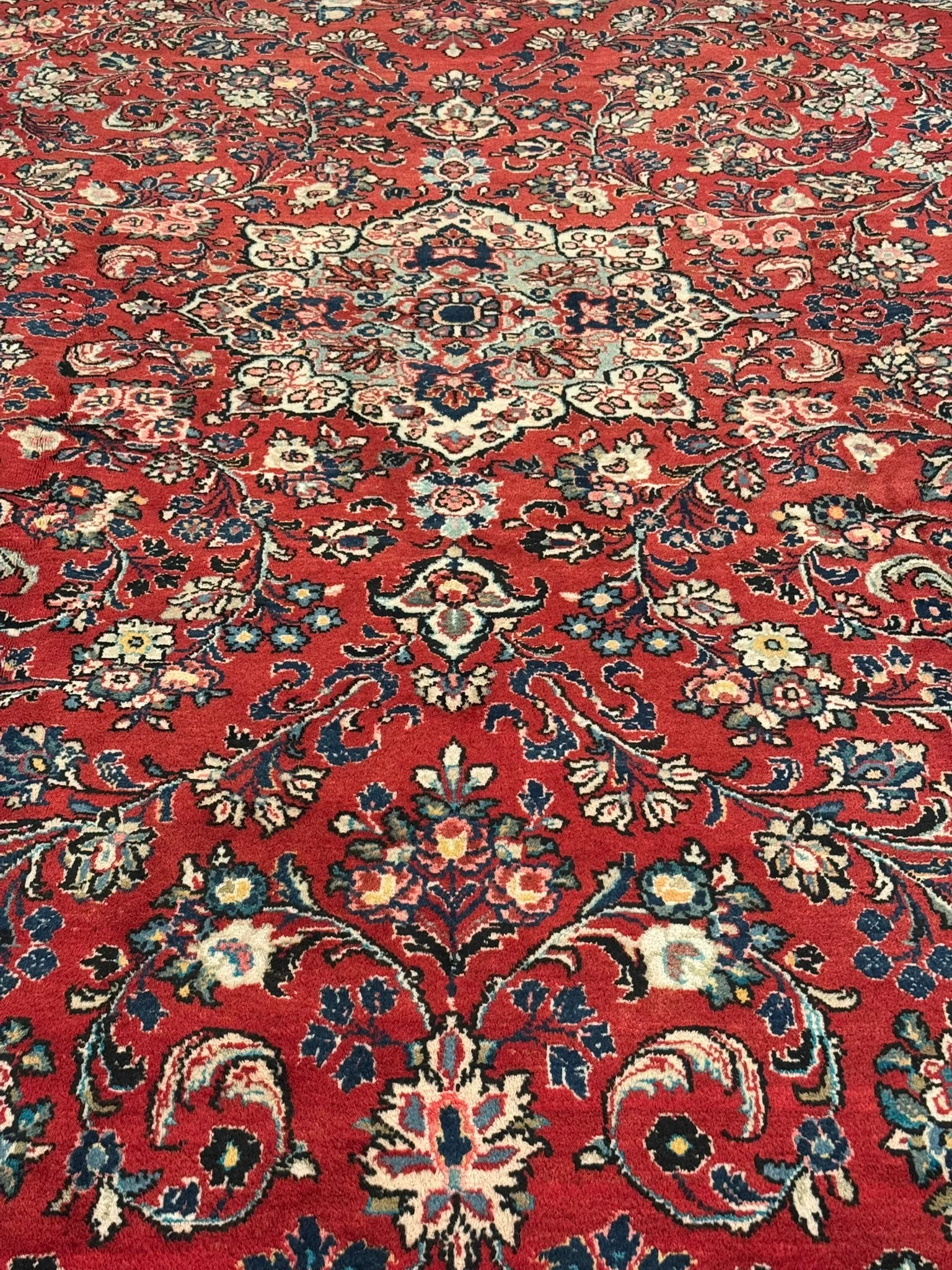 Mahal Rug | 10'5" x 14'10" - photo 7