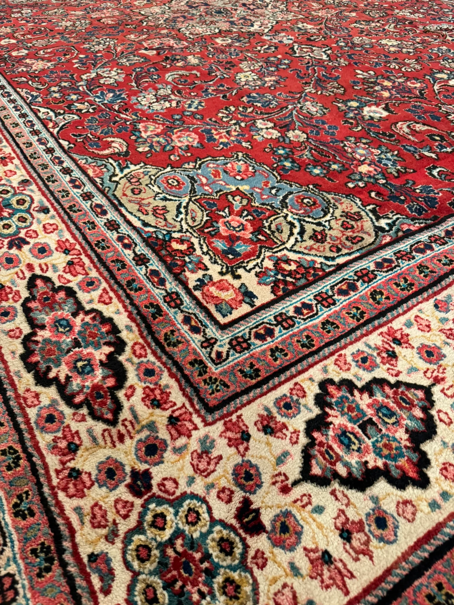 Mahal Rug | 10'5" x 14'10" - photo 8