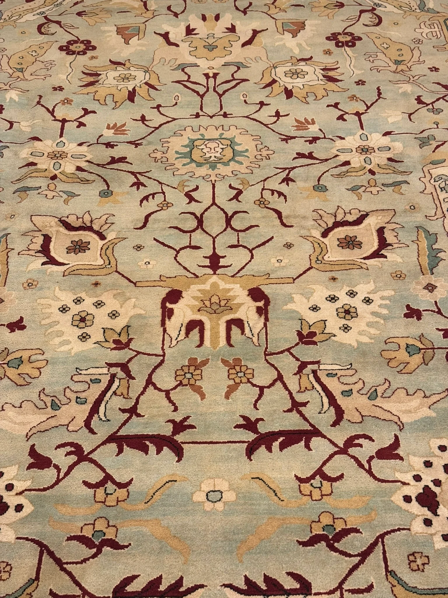 Fine Agra Rug | 12' x 15'6" - photo 6