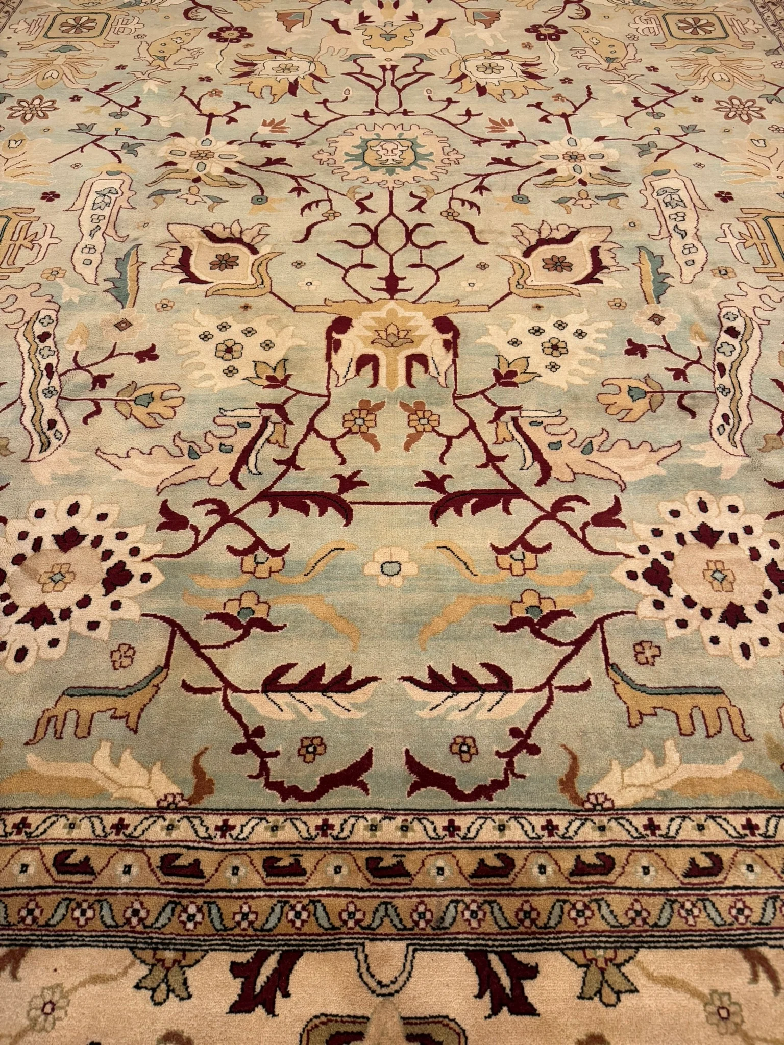 Fine Agra Rug | 12' x 15'6" - photo 7