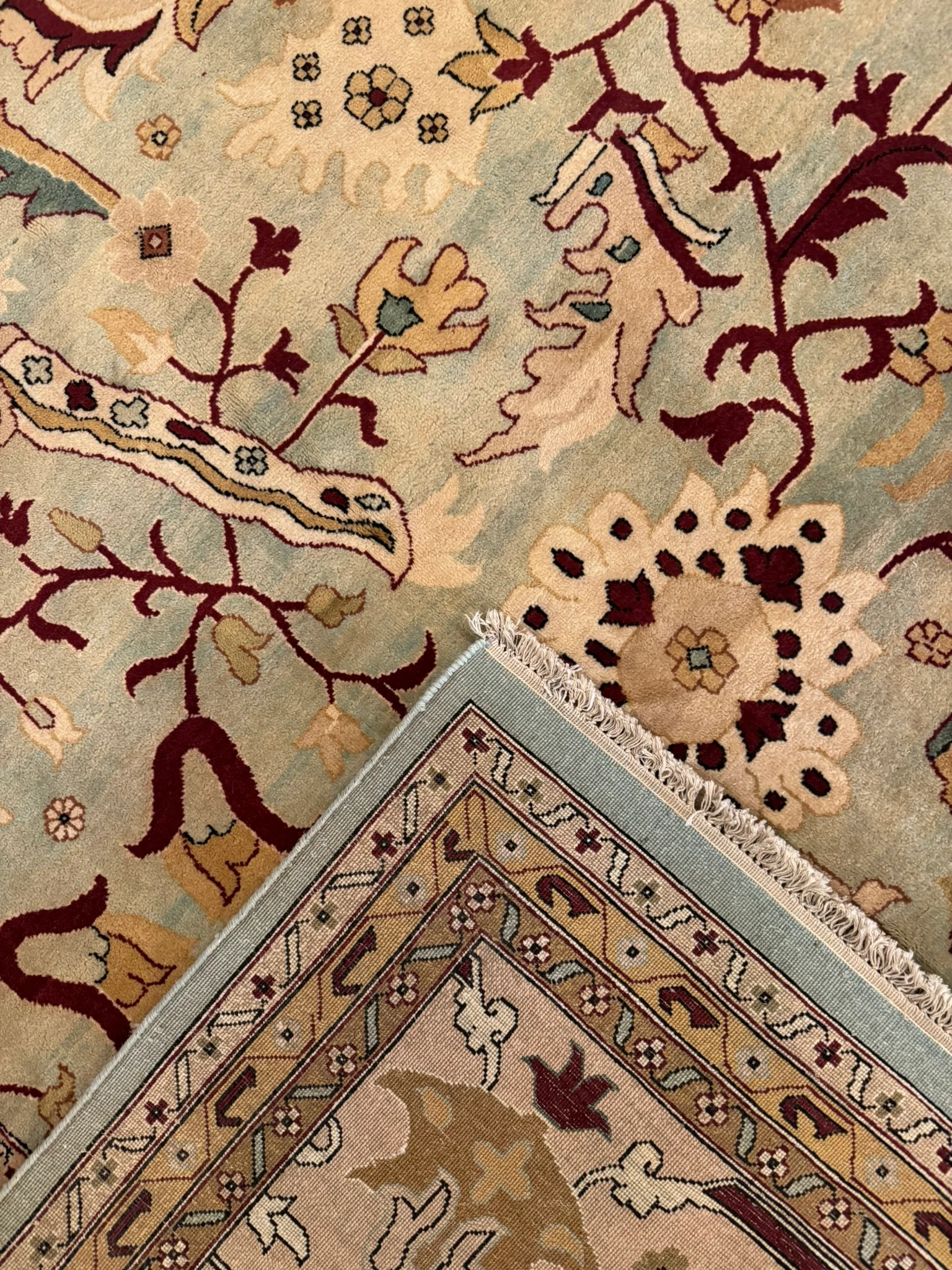 Fine Agra Rug | 12' x 15'6" - photo 11