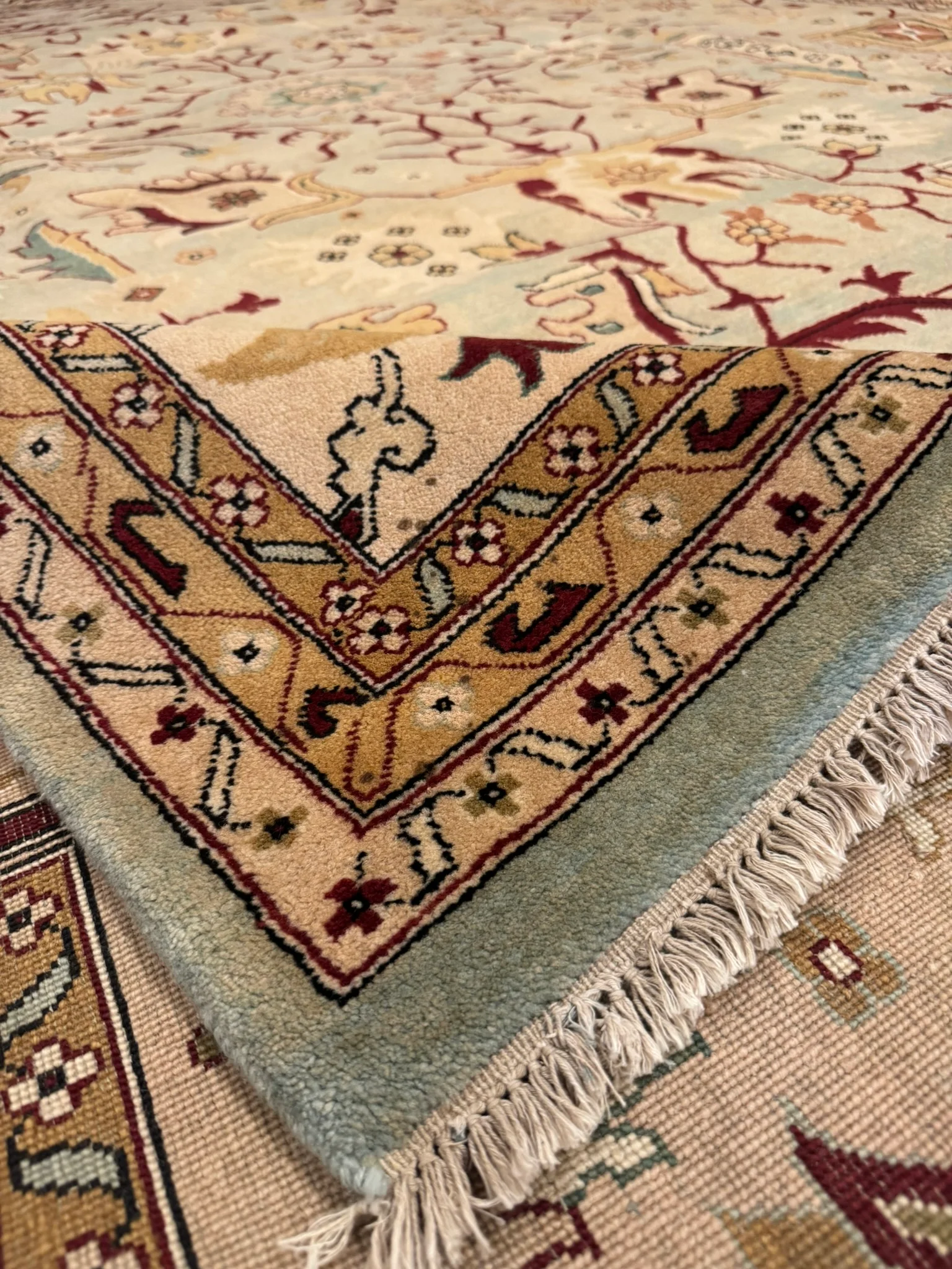Fine Agra Rug | 12' x 15'6" - photo 12