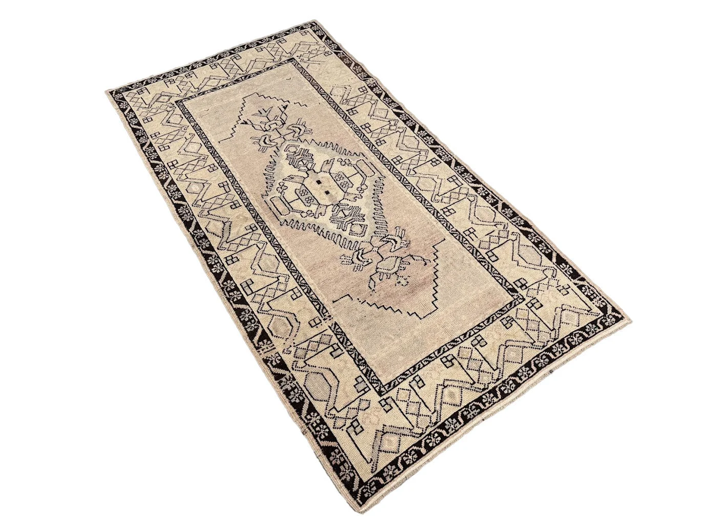 VIntage Oushak Rug | 3'8" X 6'10" - photo 4
