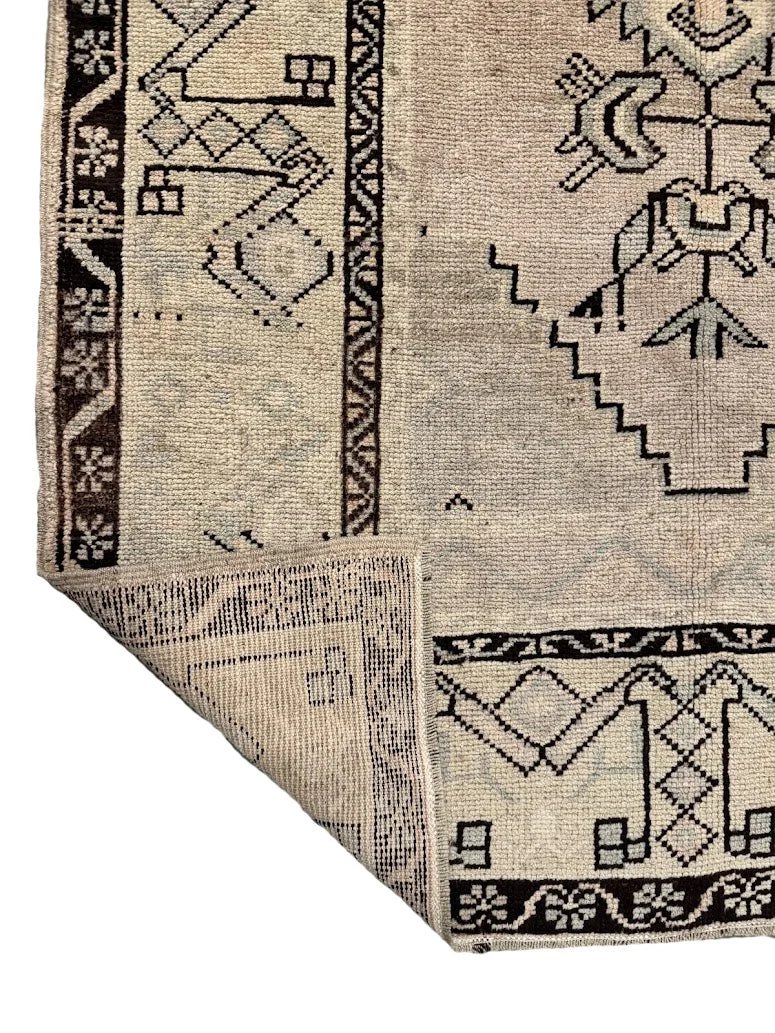 VIntage Oushak Rug | 3'8" X 6'10" - photo 7