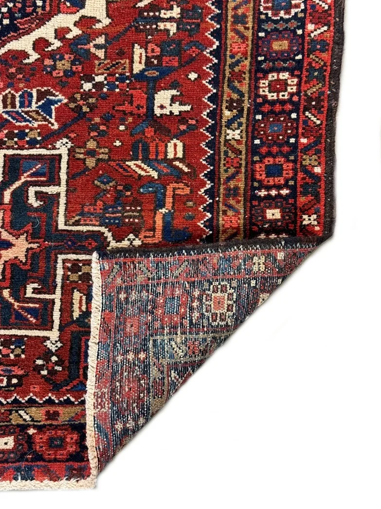 Fine Karajeh Heriz Rug | 3'6" X 4'6" - photo 7