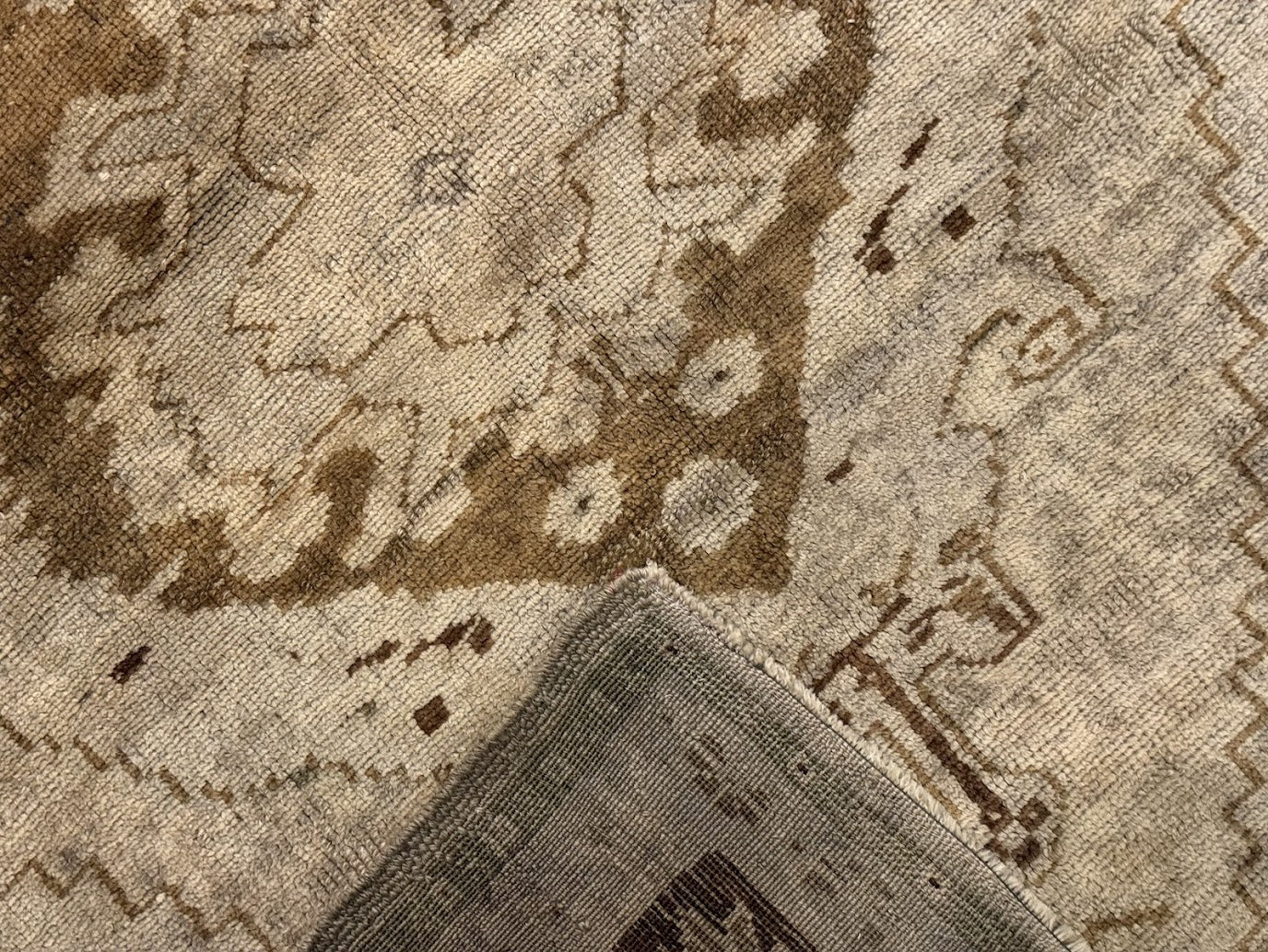 Vintage Oushak Rug | 4'7" X 6'6" - photo 7
